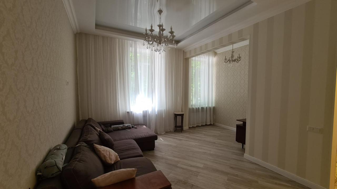 Soborka Lux Apartment โอเดสซา ภายนอก รูปภาพ